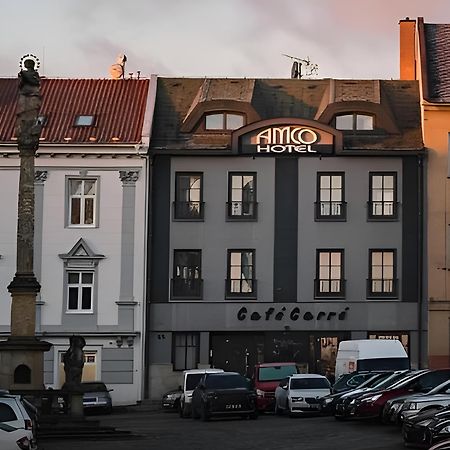 阿莫挫酒店 Zábřeh 外观 照片